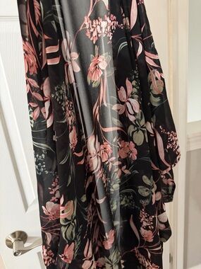 New York & Company Black Floral Print kimono with Pink Accents